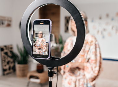 Woman influencer using ring light