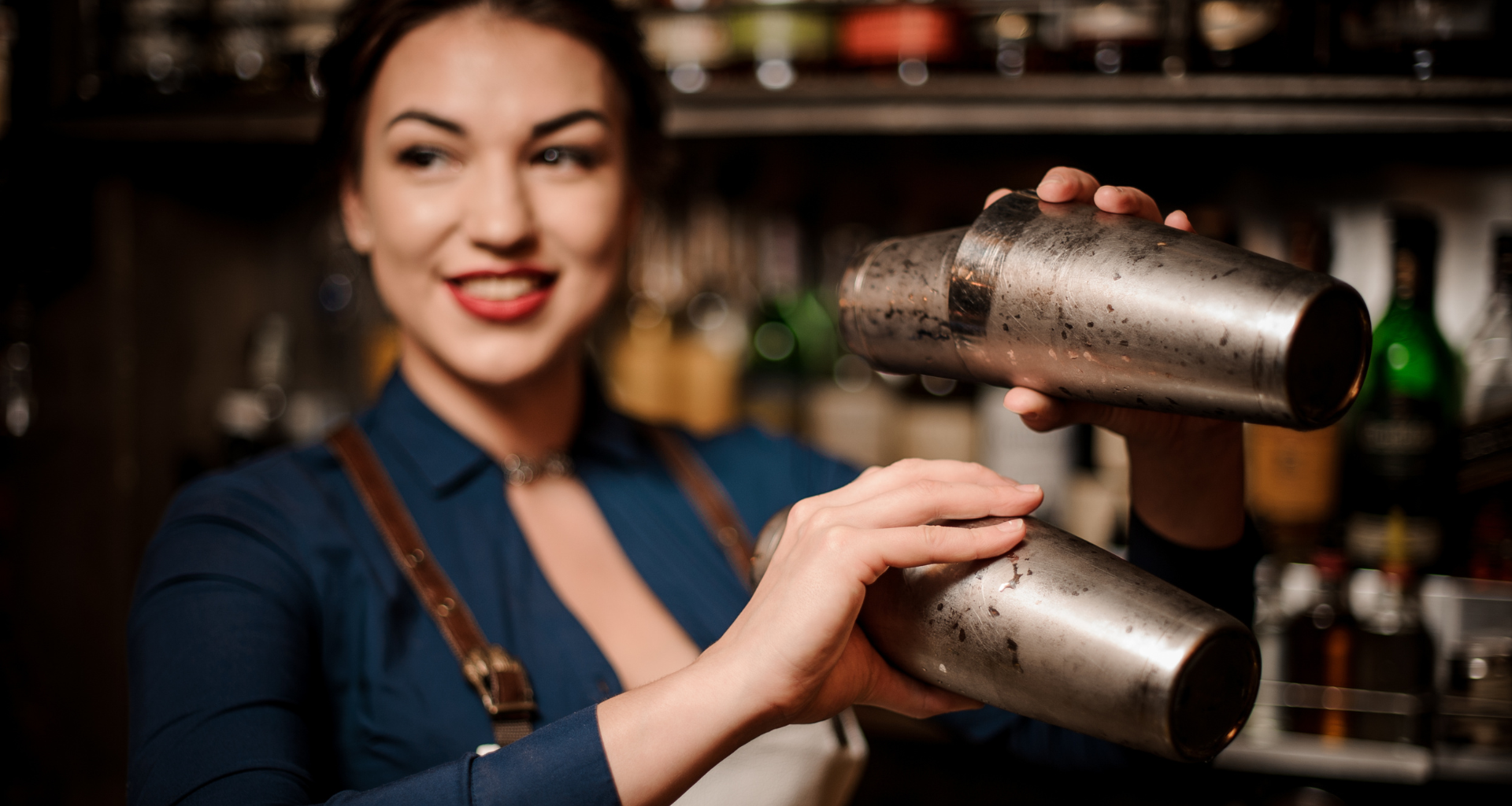 flight-attendant-reveals-the-truth-about-her-pay-nomadic-news